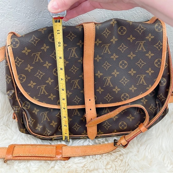SOLD ✅ 🎀HOST PICK x 3 🎀 Louis Vuitton Saumur GM (35) - Picture 13 of 16